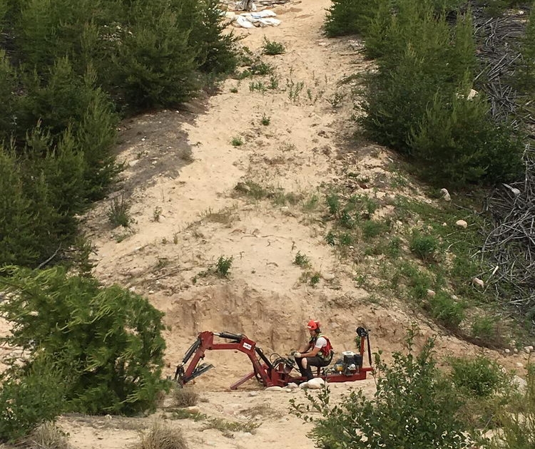 axe-lake-Mini-hoe-